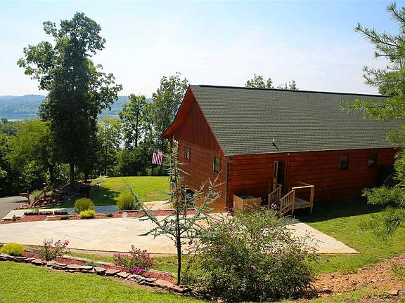 3rd image of 603 Lakeview Dr