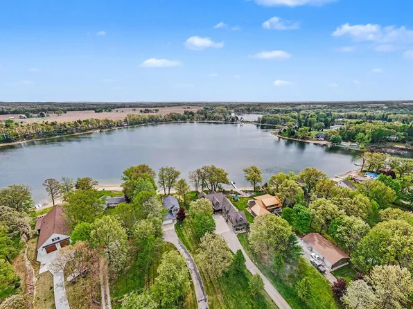 2316 W Shore Dr, Trufant, MI 49347
