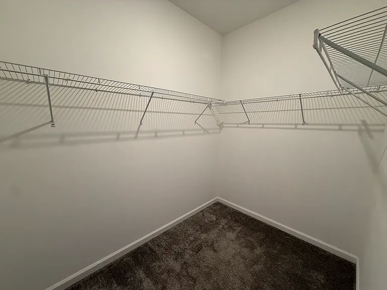17016 Quicksilver Ave — Photo 15