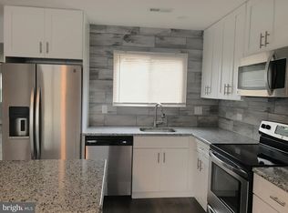 23 Ivy Hall Ln, Sicklerville, NJ 08081