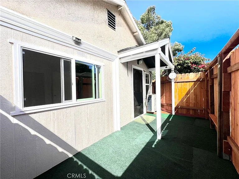 4727 Milne Dr — Photo 1