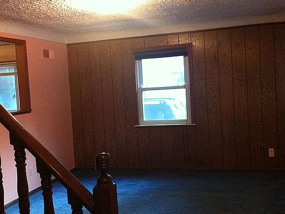 2nd image of 600 E Lincoln Ave