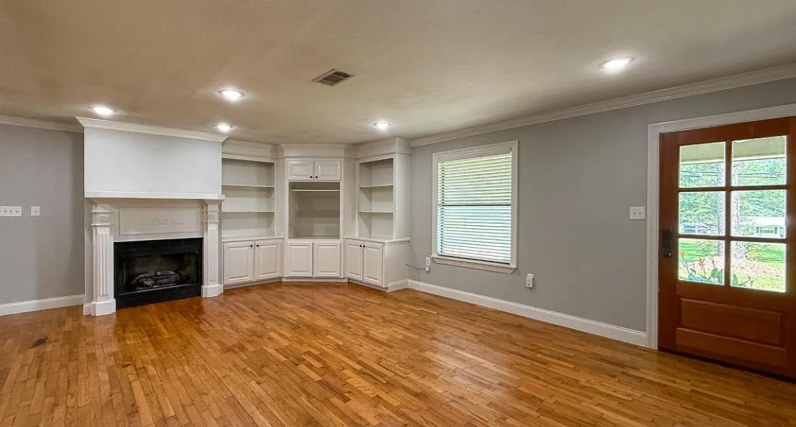 3 bed, 1600 sqft, $1,850 — Photo 3