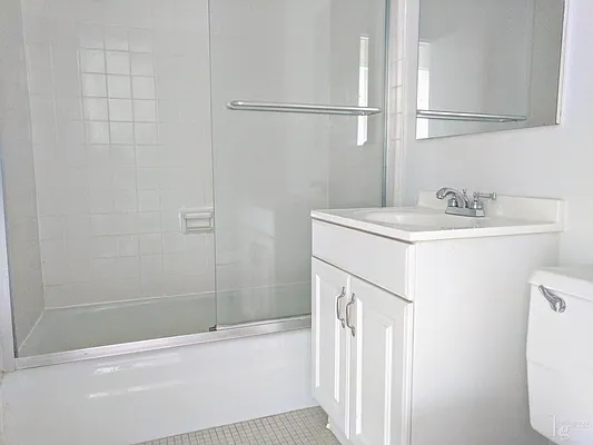 Rented by Hecht Group | media 23