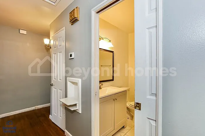 1923 Biscayne Dr — Photo 14