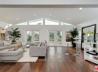 12830 Hatteras St, Valley Village, CA 91607