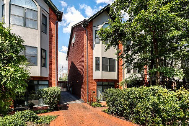1st image of 2743 N Wolcott Ave Unit 52