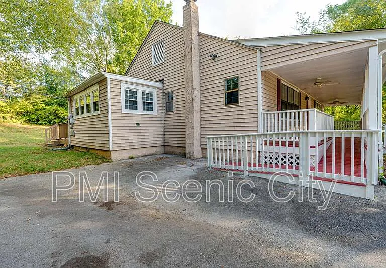 4717 Beverly Kay Dr — Photo 5
