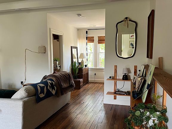 4th image of 235 Fairwood Ave #B