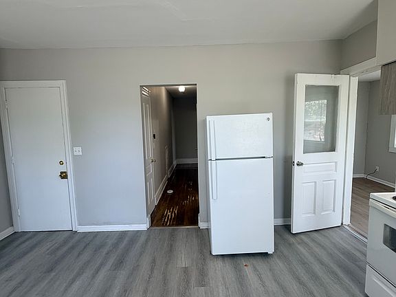 3rd image of 172 Fountain St #2-L