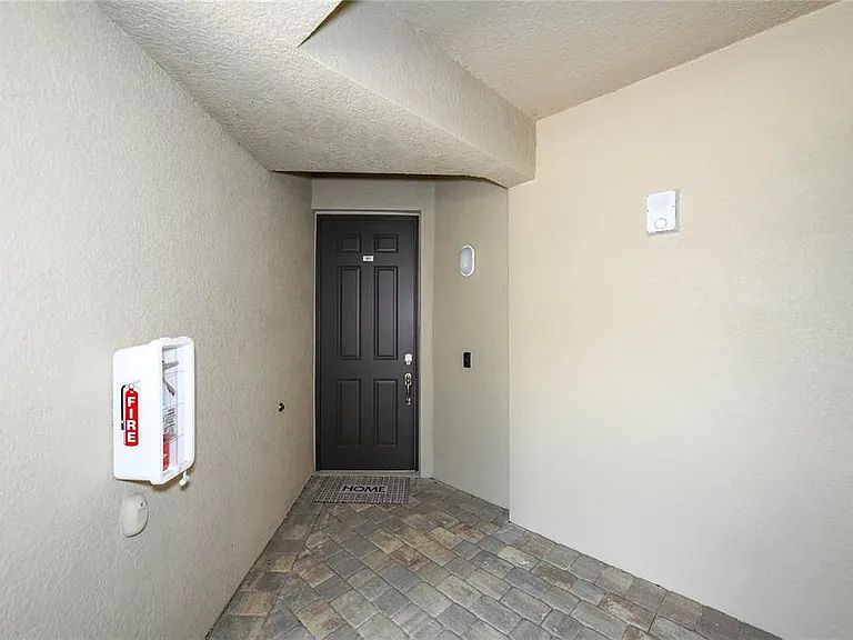 17810 Gawthrop St #101 — Photo 5