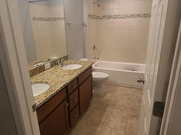 2454 Viterbo Way — Photo 14
