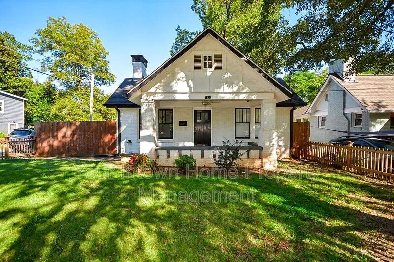 1420 Beatie Ave SW