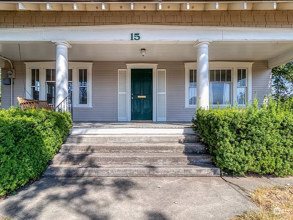 2nd image of 15 SE Birch Avenue