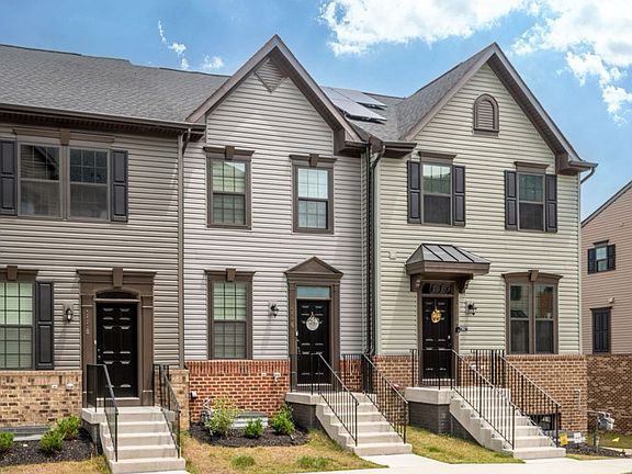 3rd image of 1116 Spur Ln