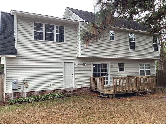 3rd image of 4187 Woodstock Dr