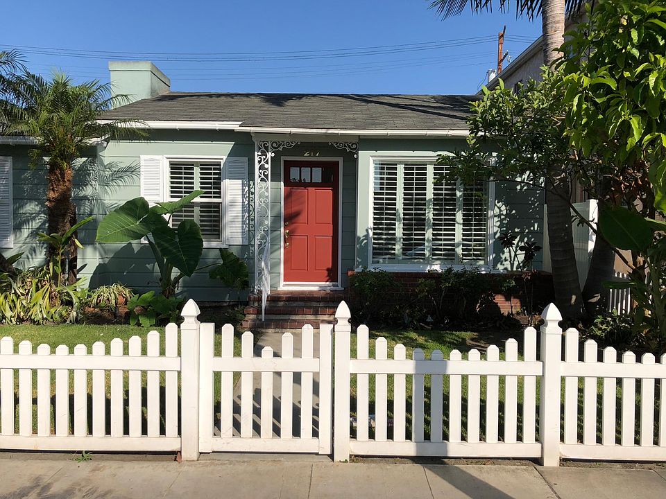 1st image of 217 Granada Ave
