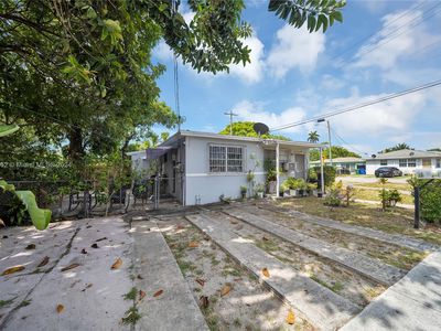 1798 NW 41st St, Miami, FL, 33142