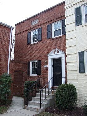 1st image of 6712 Kenwood Forest Ln