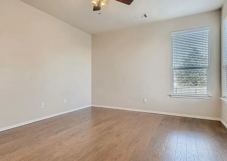 301 Comal Run — Photo 13