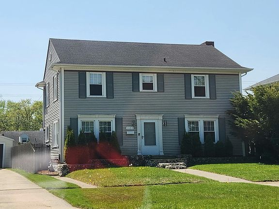 3rd image of 1424 Court St