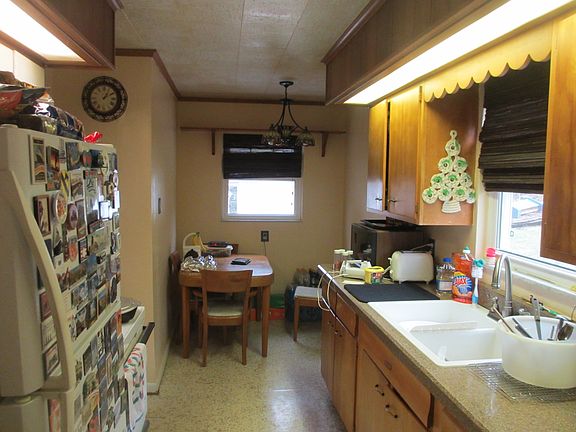 3rd image of 1224 Highland Ave