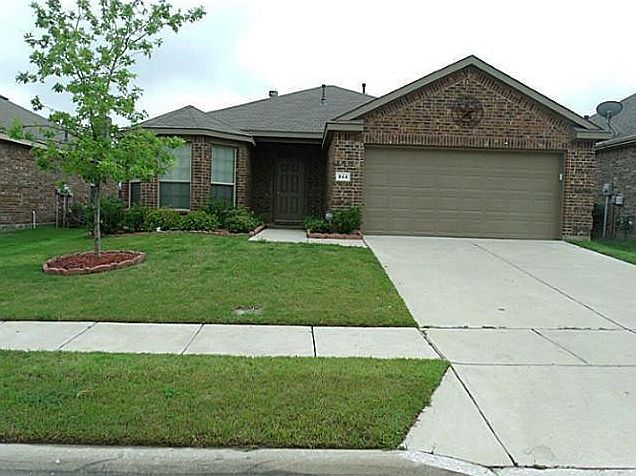1st image of 844 Lake Forest Trl