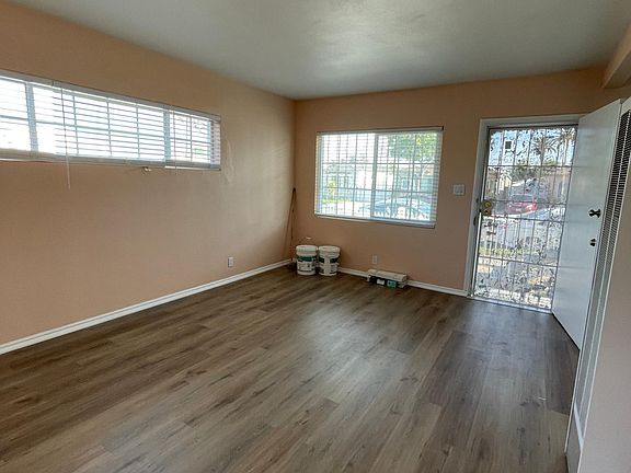 4th image of 3653 E 60th St #8