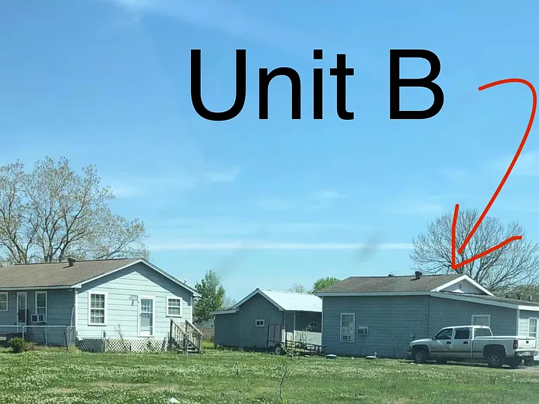 335 County Road 6022B #B — Photo 2
