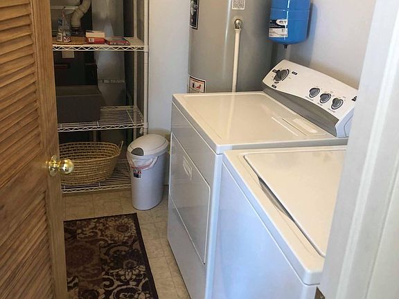 2nd image of 1207 Person St