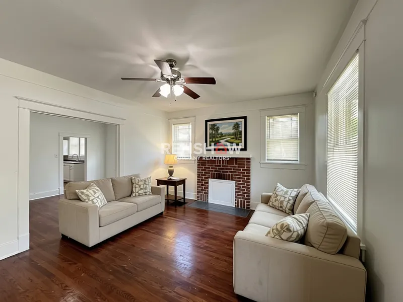 4 bed, 3.0 bath, 2135 sqft, $1,750 — Photo 2