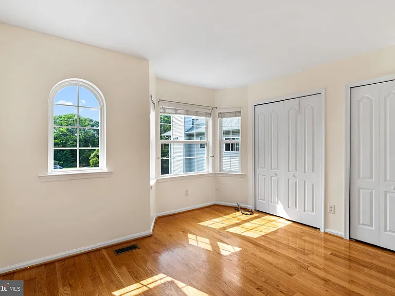 13100 Bustleton Ave — Photo 26