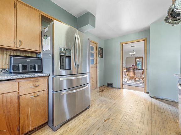 5th image of 15911 44th St SE