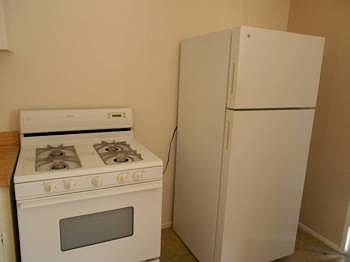 4th image of 968 N Loma Vista Dr APT 3