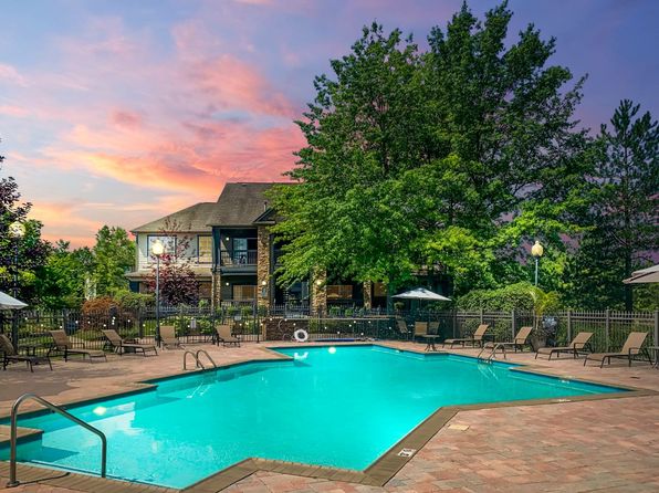 3901 Rapid Run Dr APT 826