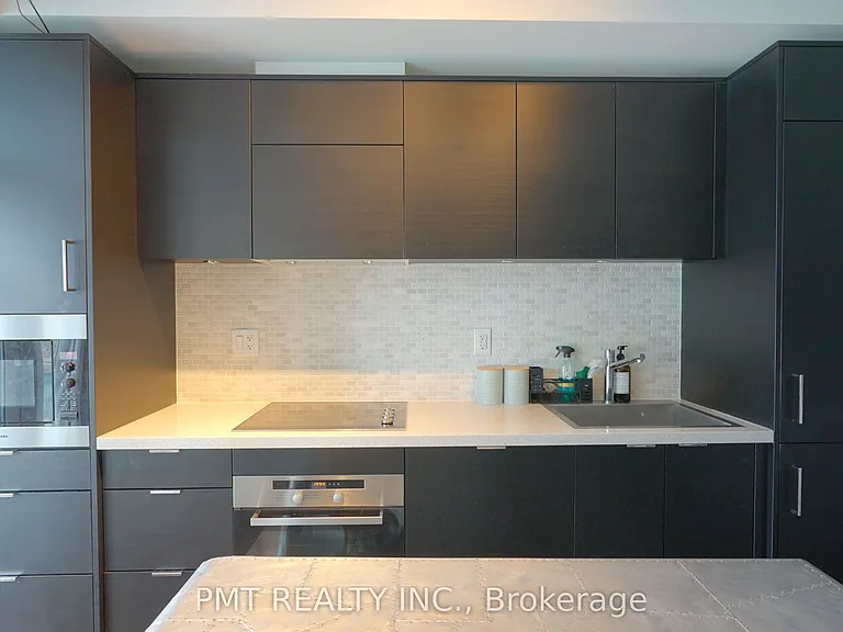 21 Widmer St #803 — Photo 9
