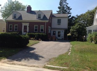 76 Edwards St, Portland, ME 04102