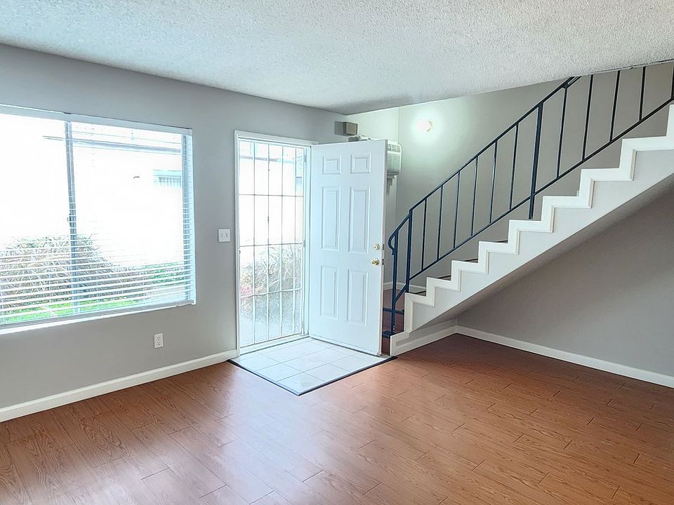 1st image of 10701-10709 Walnut St #10703
