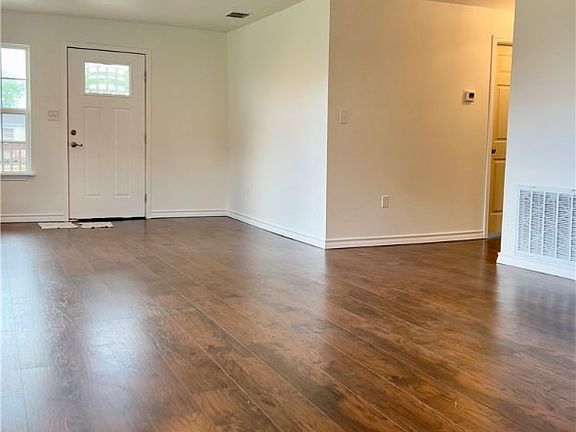 4th image of 3633 Fairchild Street