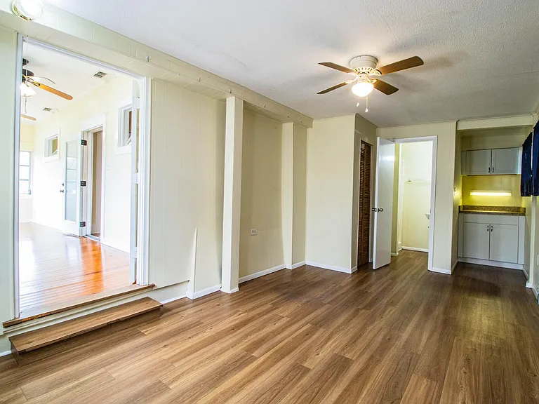 412 E Tillman Ave — Photo 34