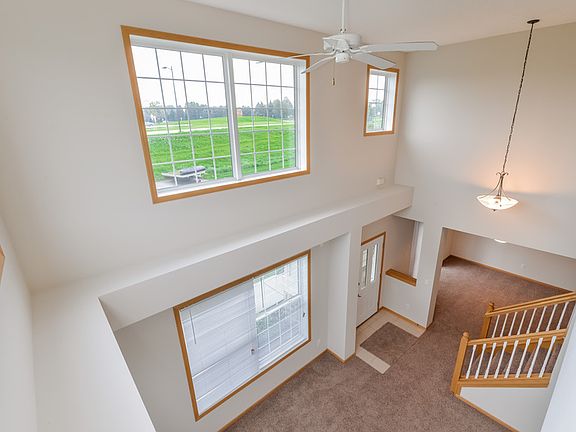 2nd image of 5400 Oriole Dr