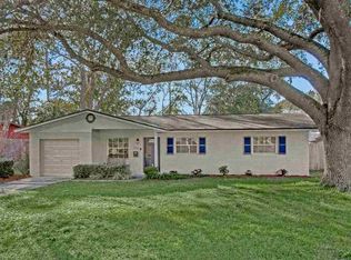 7918 Rondeau Dr E, Jacksonville, FL 32217
