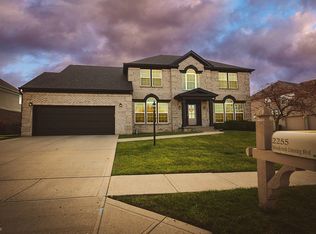 2255 Woodcreek Crossing Blvd, Avon, IN 46123