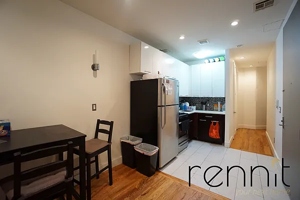 Rented by Rennit Inc. | media 25