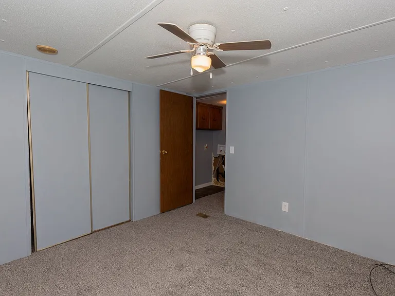 90 Fabric Dr — Photo 14