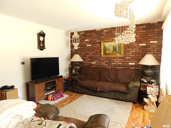 4th image of 1119 46th Ave