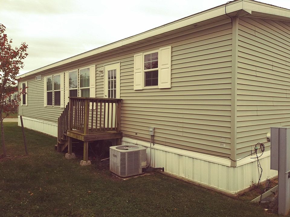 2nd image of 8001 Oakhaven Dr #78-O