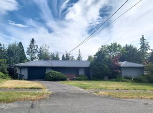 1421 NE 7th Pl, Oak Harbor, WA 98277