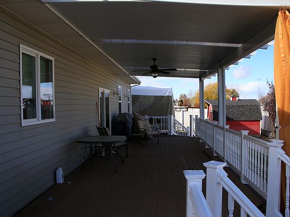 Covered back deck