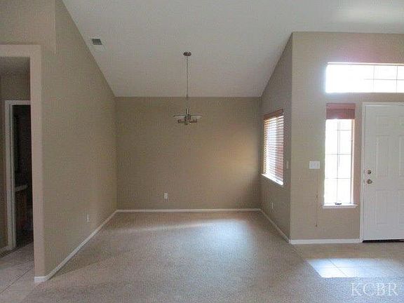 5th image of 3286 N Plum Ln